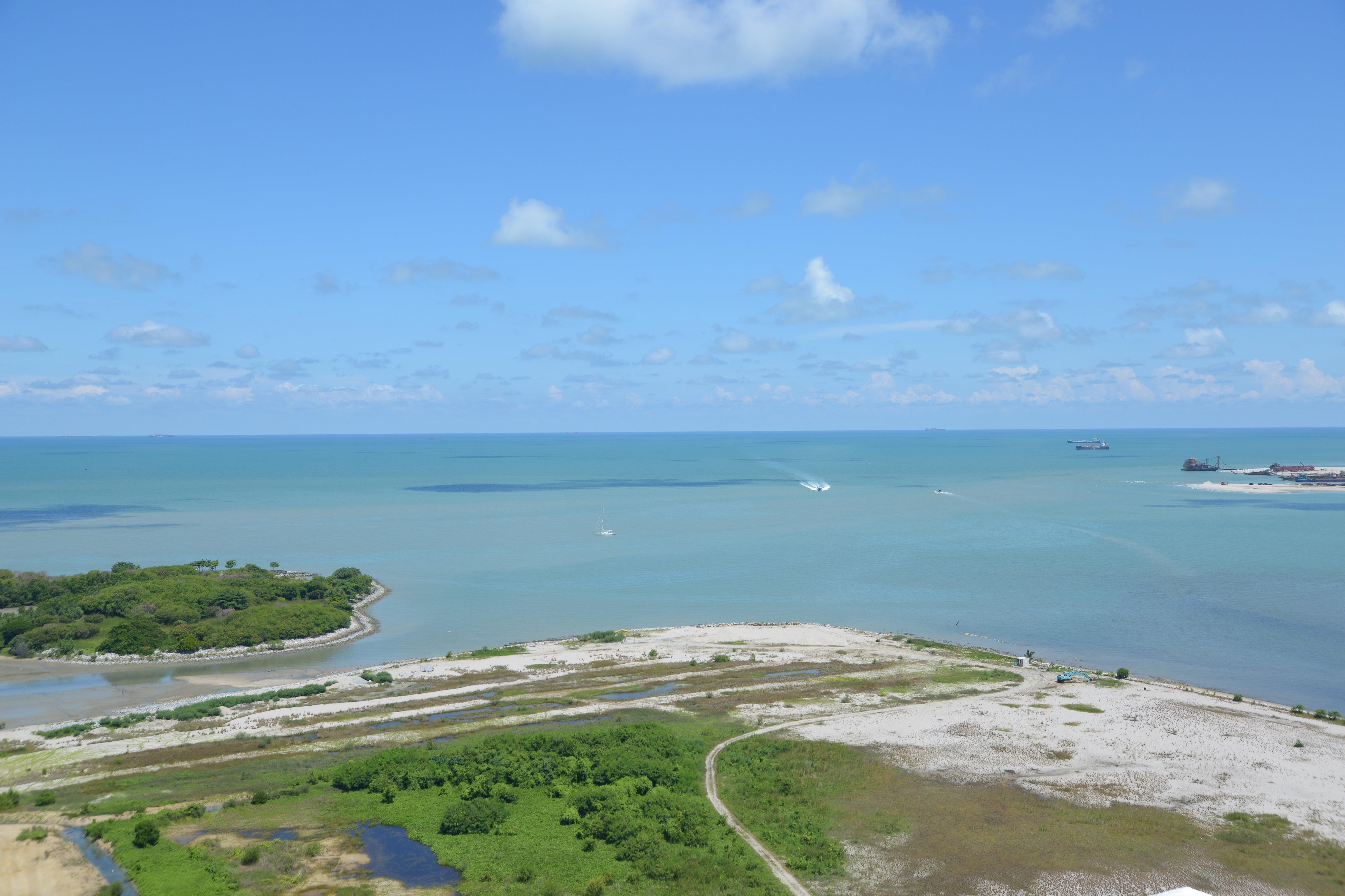 Holiday Inn Melaka By Ihg Kültér fotó View of the Gulf of Batabano