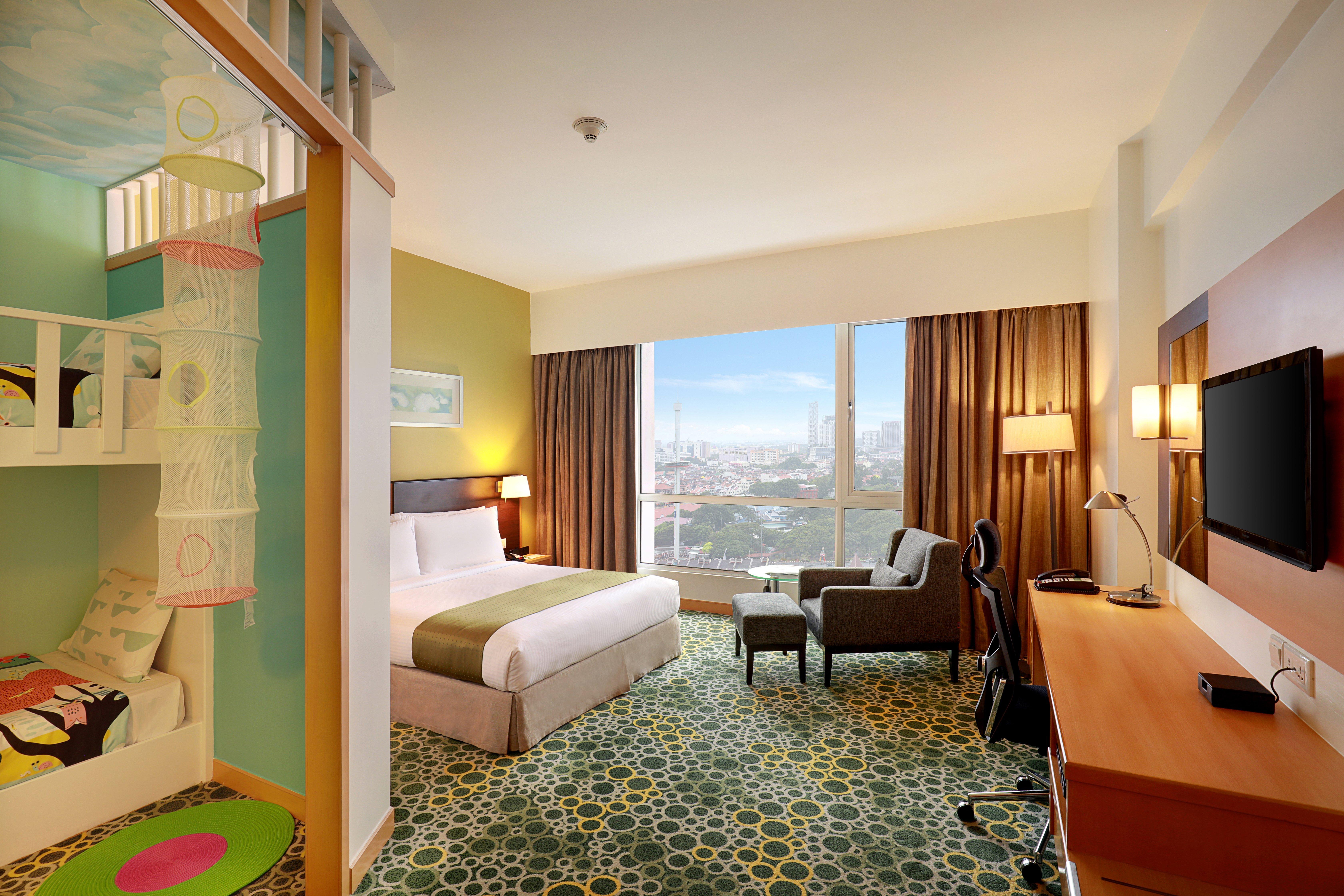 Holiday Inn Melaka By Ihg Kültér fotó A room at the hotel