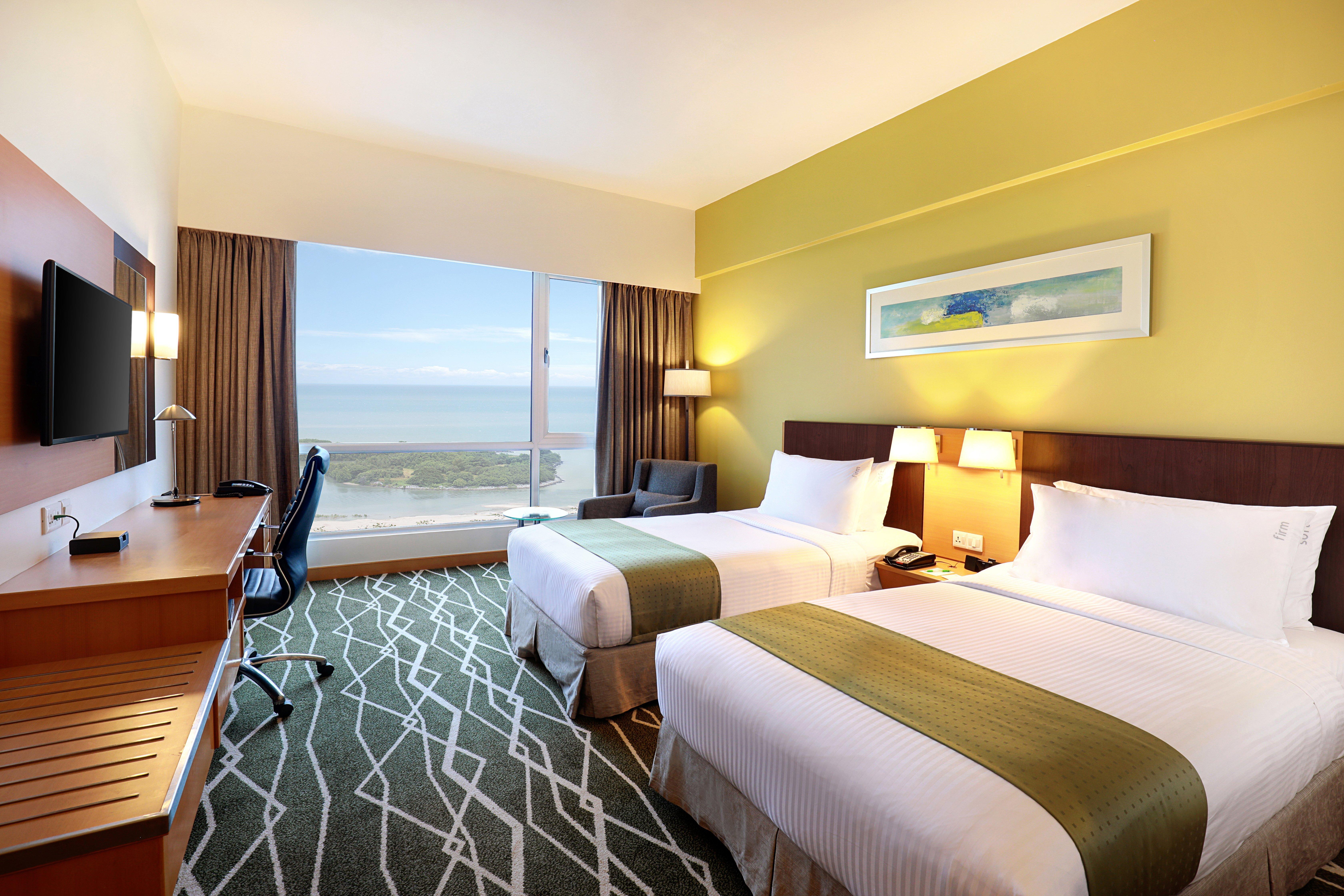 Holiday Inn Melaka By Ihg Kültér fotó Deluxe Room