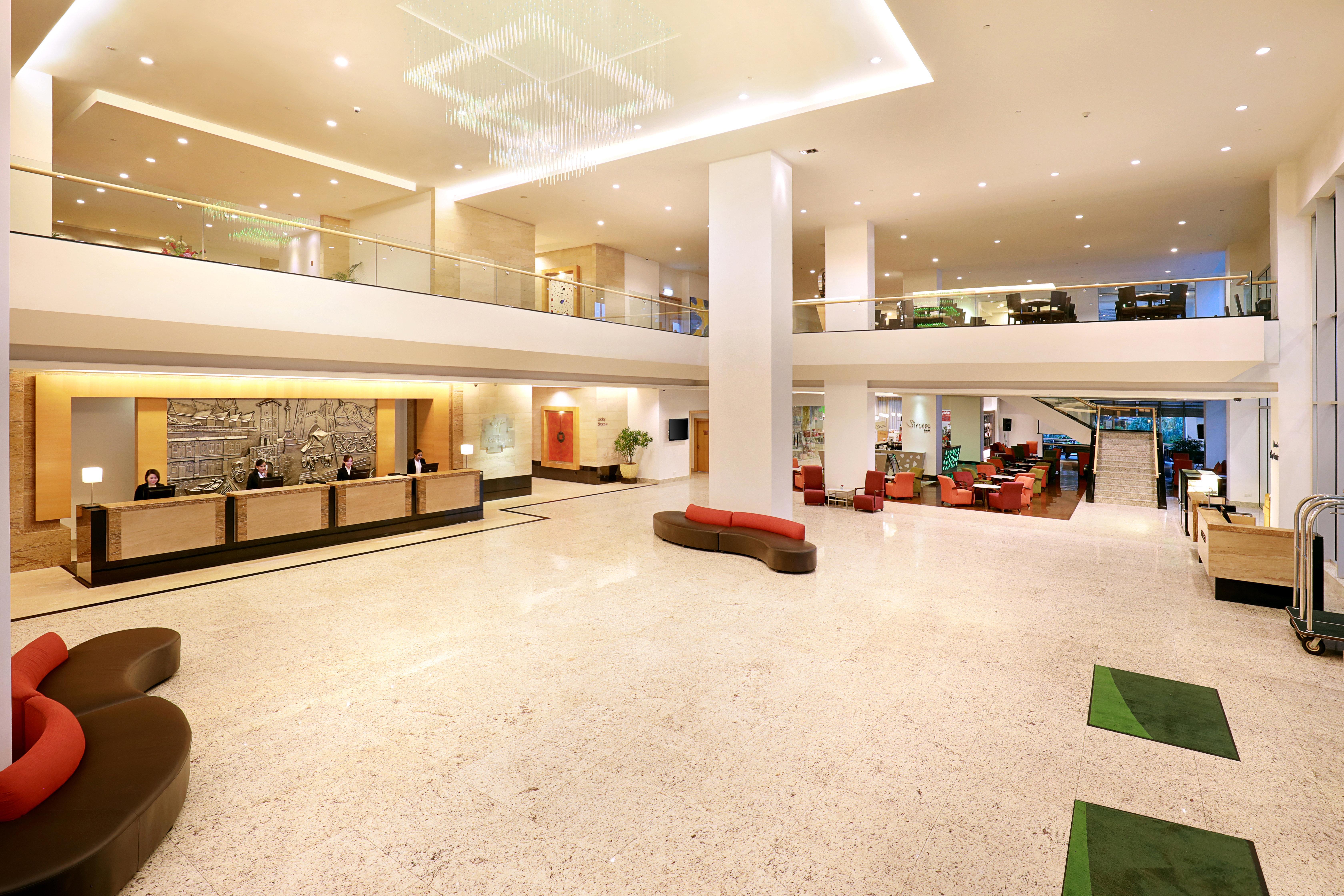 Holiday Inn Melaka By Ihg Kültér fotó Lobby