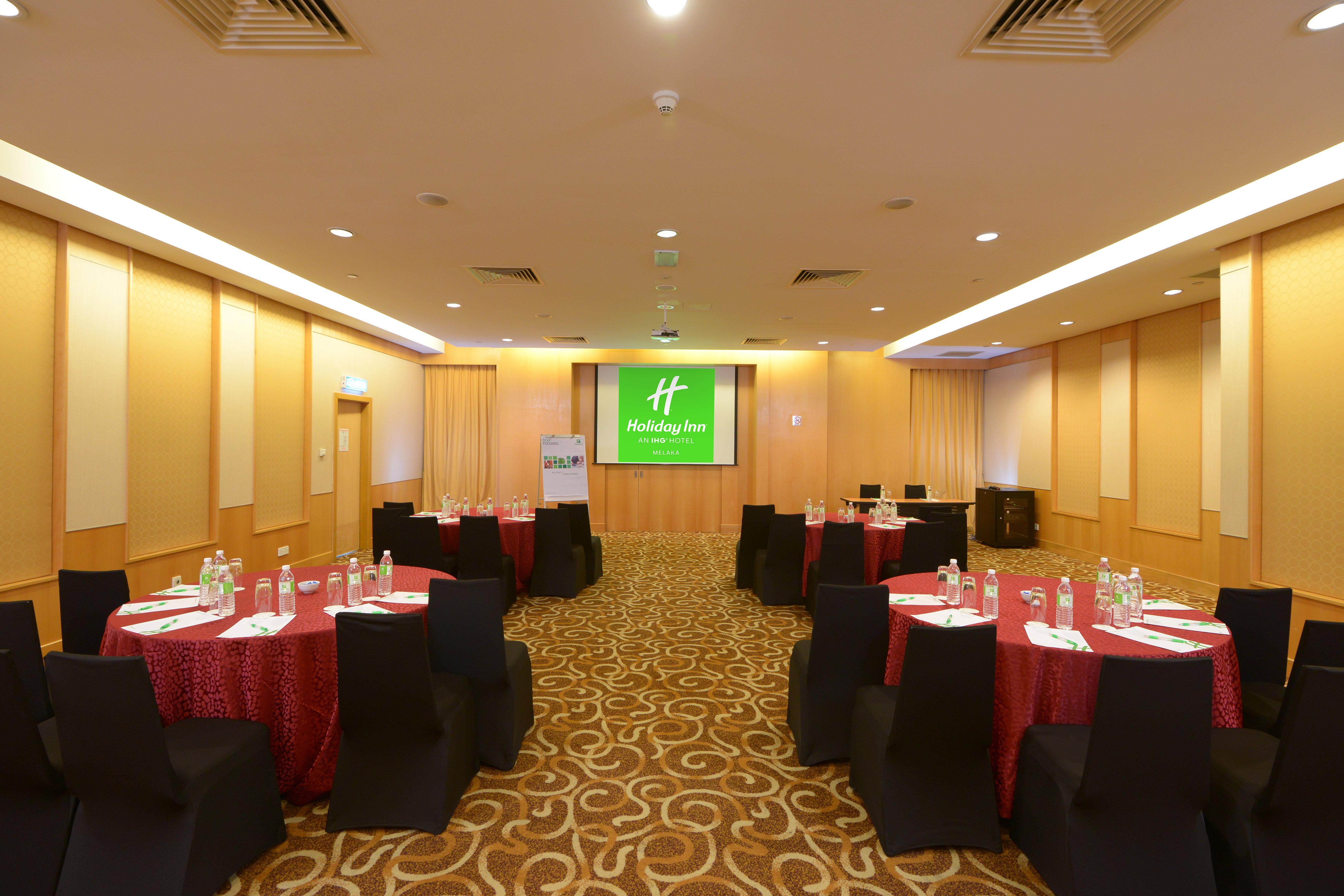 Holiday Inn Melaka By Ihg Kültér fotó Meeting Room